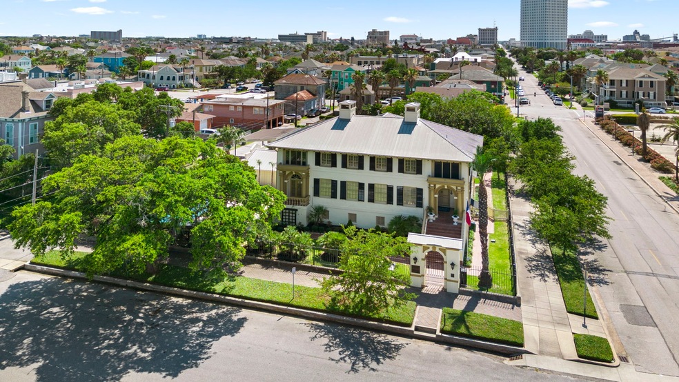 1301 Market St Galveston TX — Historic Luxury Estate